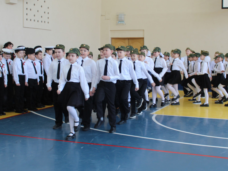 Смотр строя и песни.